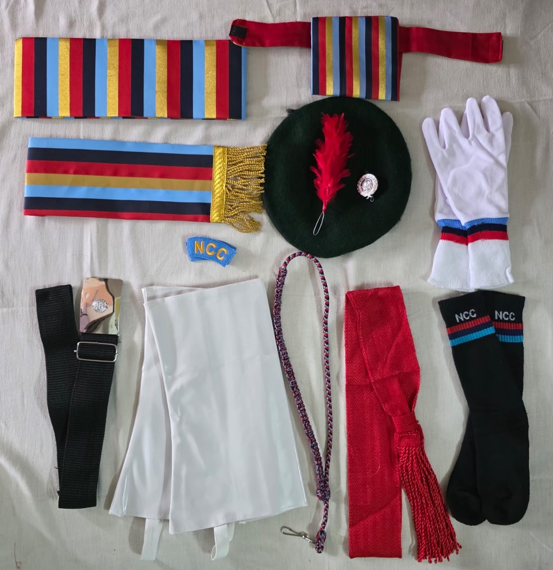 College ceremonial set — Navy wing
